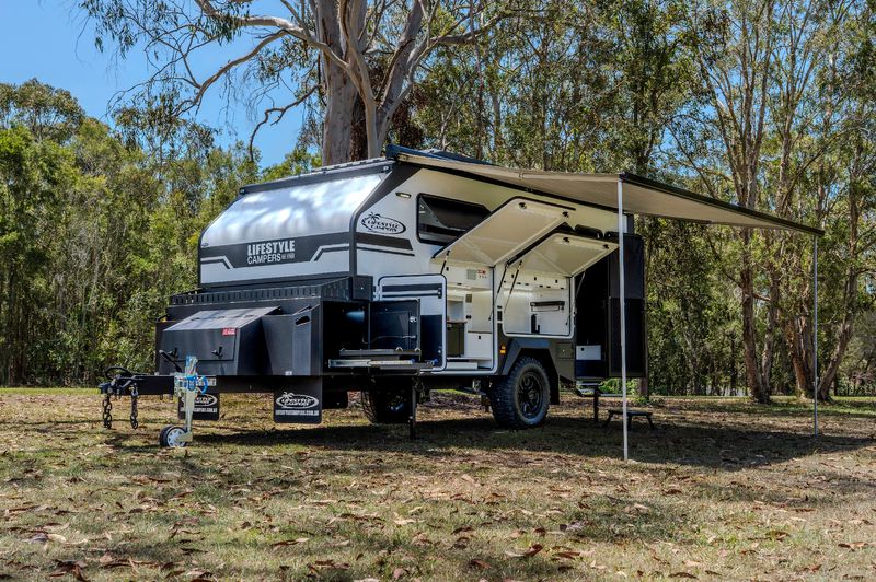 Iconn E4 XK High Top